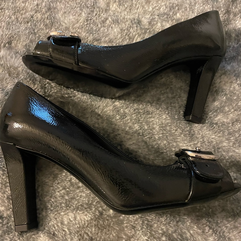 EEUC New without box Gucci Shoes